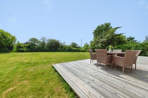 Back garden pic 1- click for photo gallery